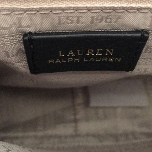 RLL Crossbody Bag with chain detail - Picture 7 of 8